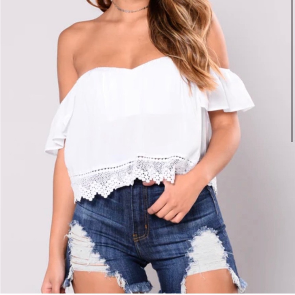 NWOT BLACK Crop Top